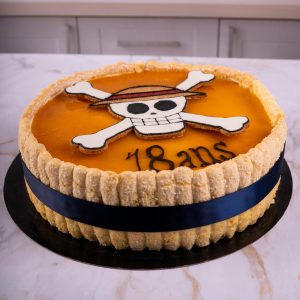 Charlotte One Piece exotique, mousse mangue et biscuit cuillère, commande personnalisable Boom Cake